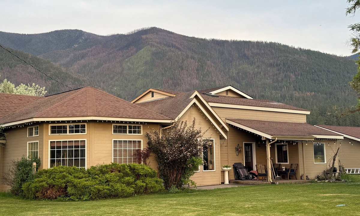 Arlee House | The Russian Olive Homestead