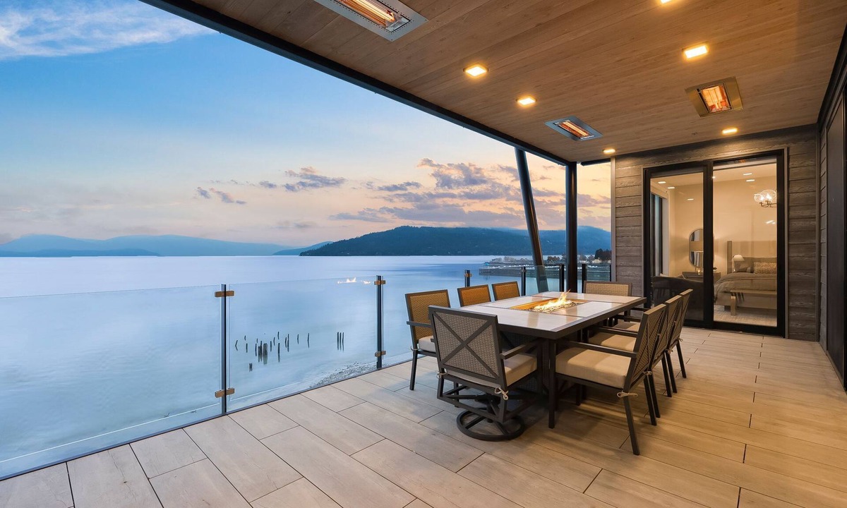 Sandpoint Condo | The Seasons 8306 | 4 Bed, 4 Bath