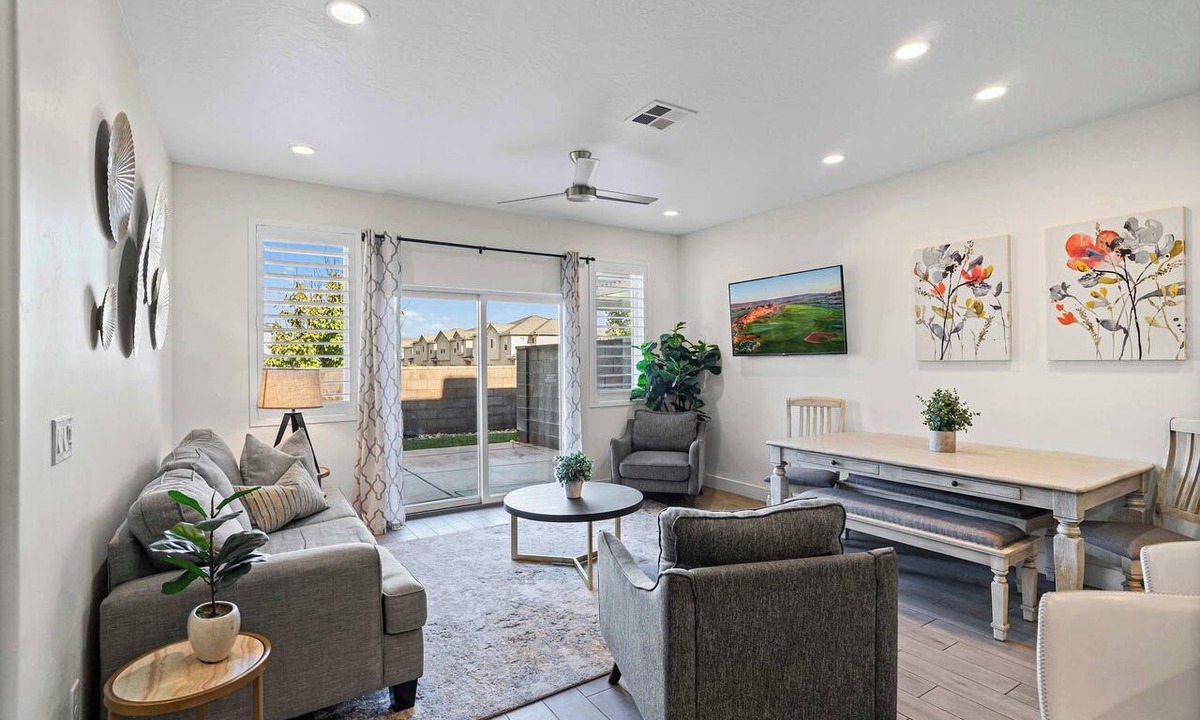 Washington Fields Condo | The Show House - *Brand New Listing!*
