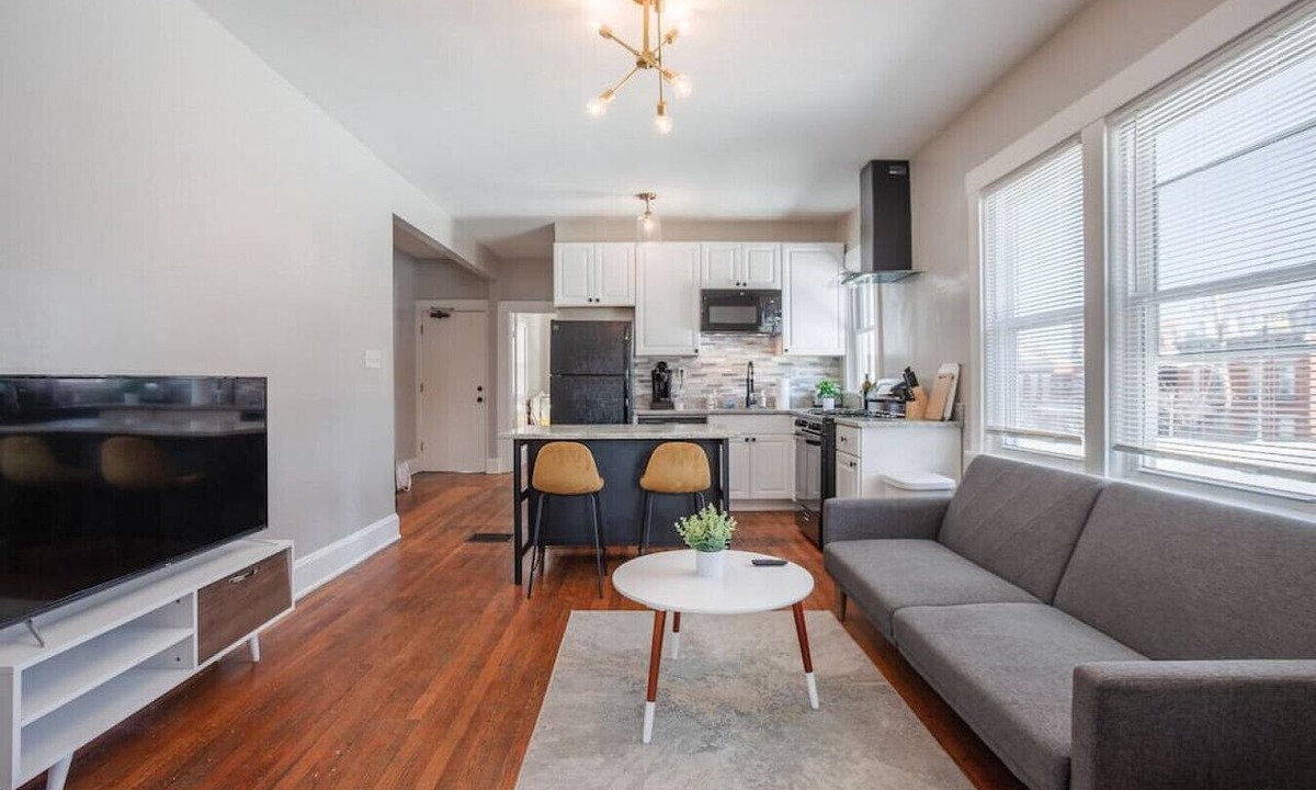 Covington Apartment | The Villa 1B Downtown Covington & by St. Elizabeth