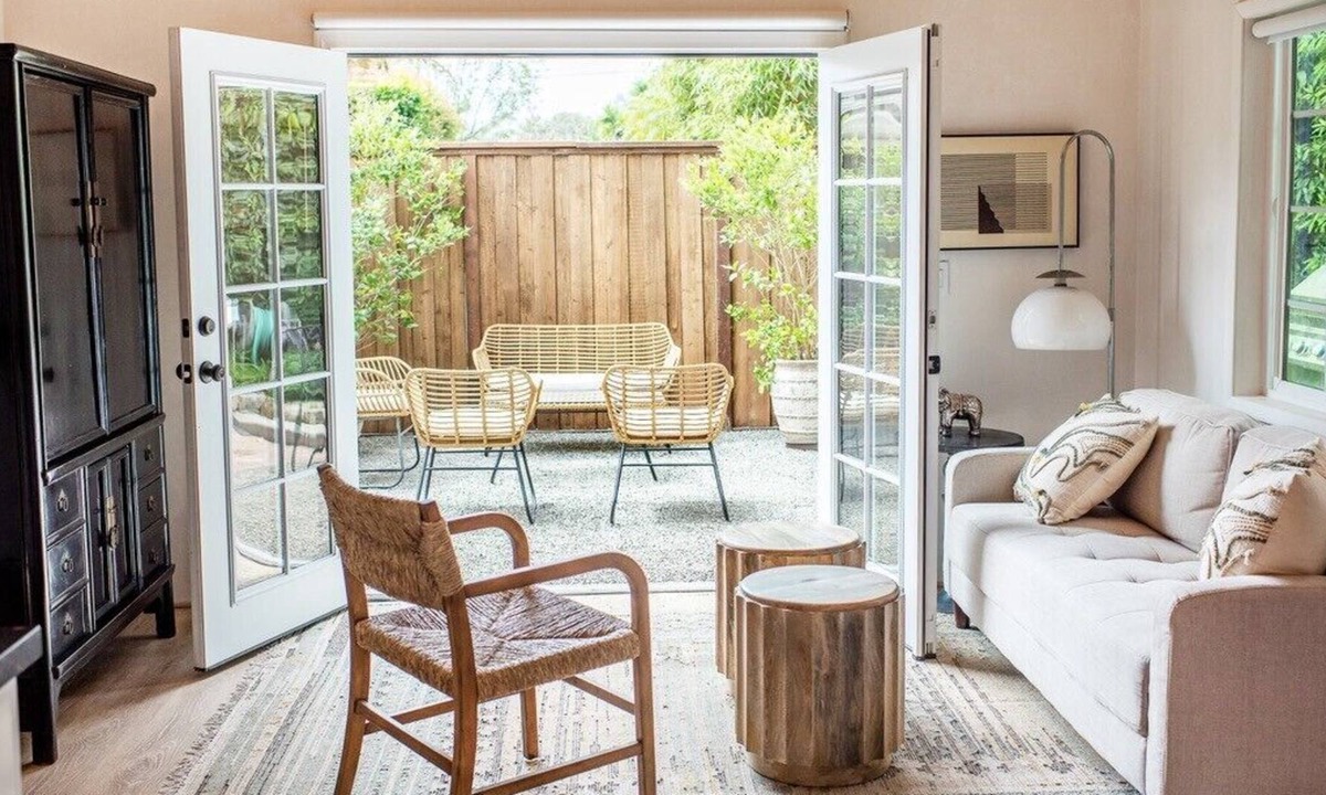Santa Barbara Cottage | This cottage is a 0 bedroom(s), 1 bathrooms, located in Montecito, CA.