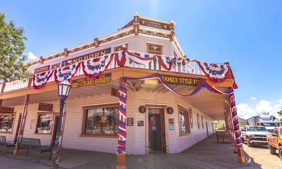 Tombstone Hotel | Tombstone San Jose House