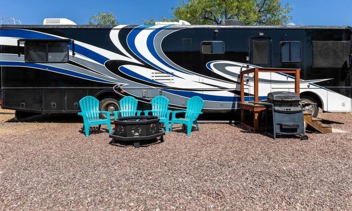 Arivaca House | Tour Bus for Rent