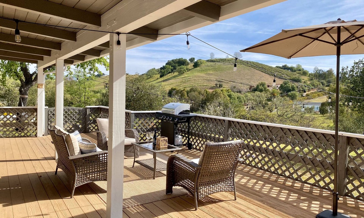 Solvang House | Trendy Farmstead! 5 minutes to downtown Solvang!