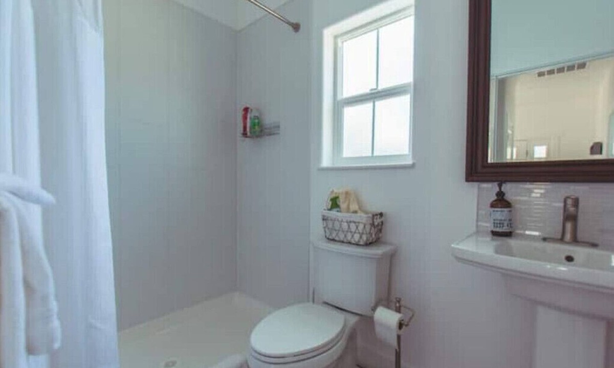 Orderville Cottage | Two Bedroom Farmhouse Cottage No. 2
