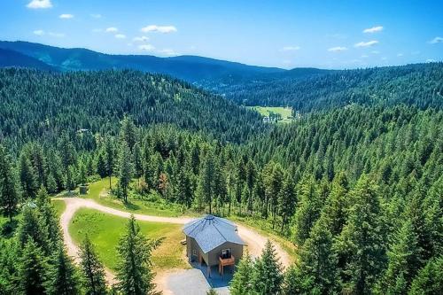 Coeur d'Alene House | Unique 40 Acre Nature Retreat w/Trails & Views!