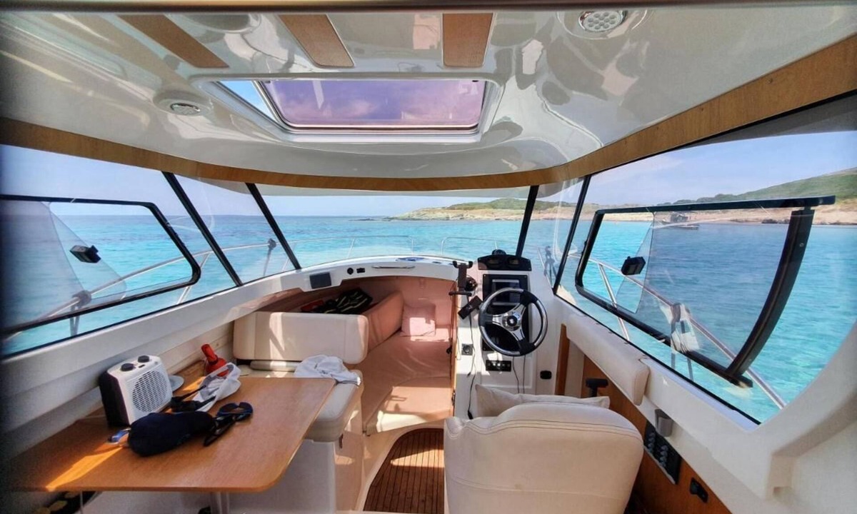 Saint-Florent Boat Rental | UNUSUAL NIGHT ABOARD A BOAT