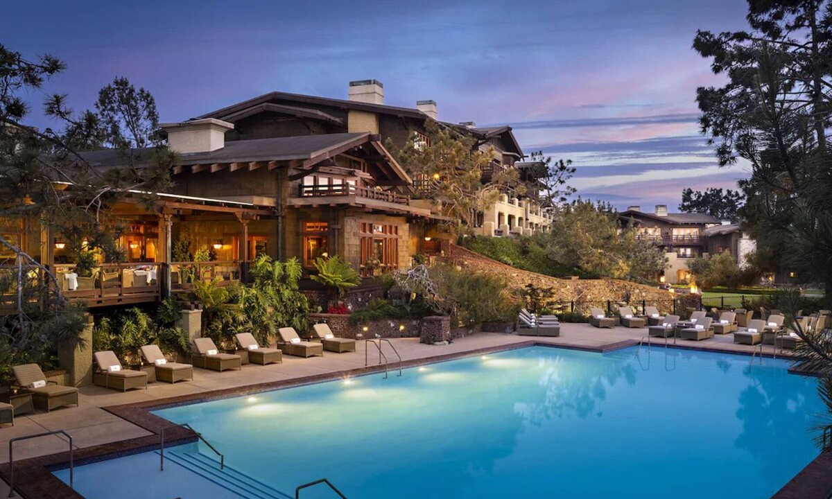 Torrey Pines Hotel | Unwind with Breathtaking Views! Two Comfortable Units, Pet-friendly, Onsite Pool