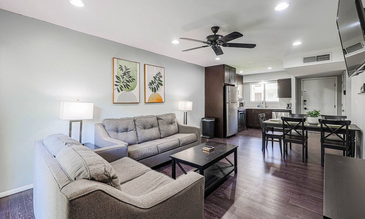 Fashion Square Condo | Upgraded Condo w/Pool in the Heart of Scottsdale!