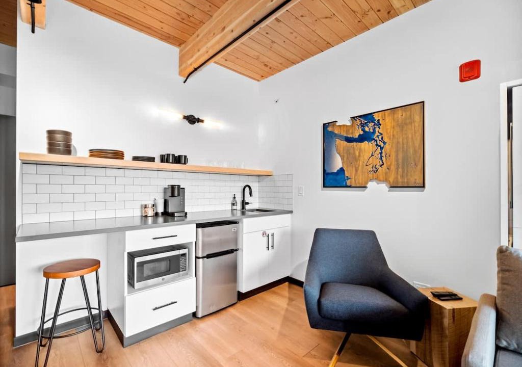 West Central Apartment | Uprise 4 Bridgewater Lofts
