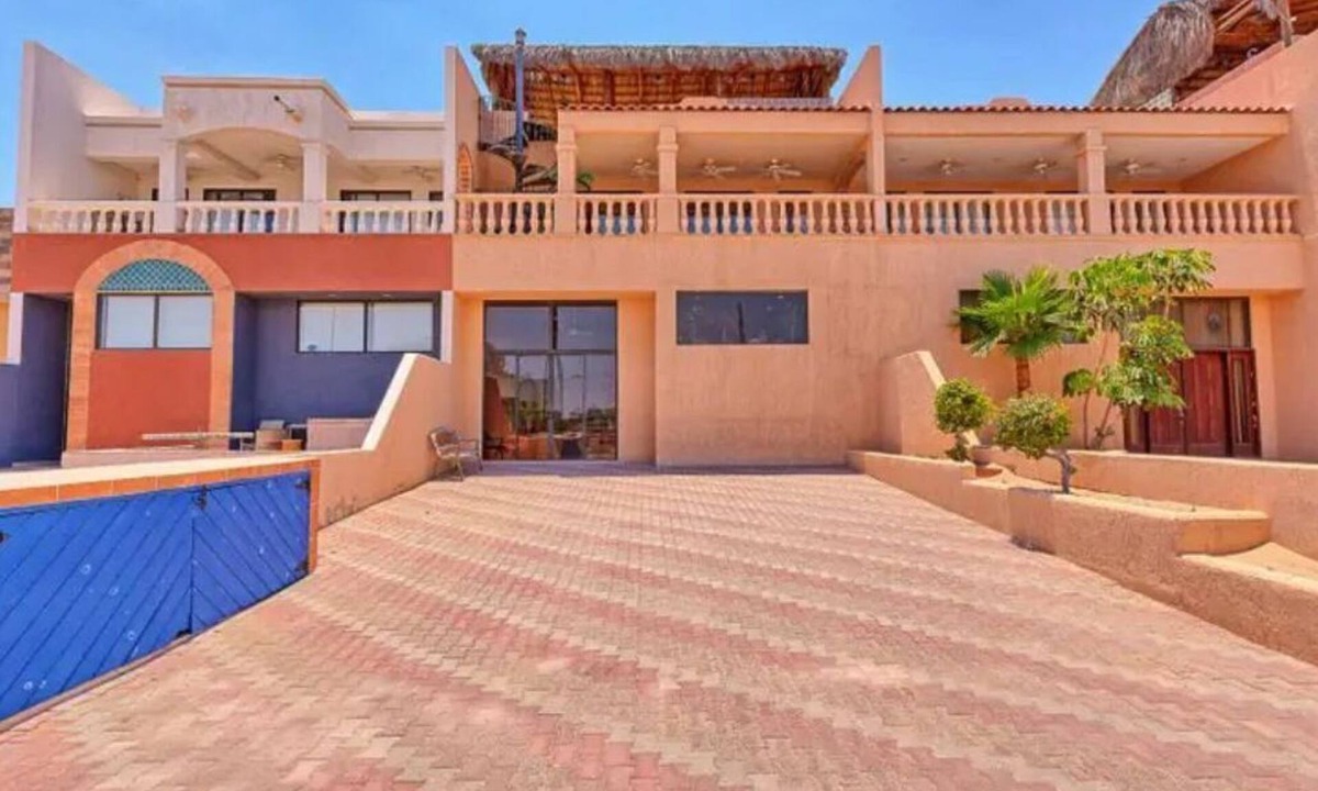 Cholla Bay House | Vacation Getaway Steps from the Water!