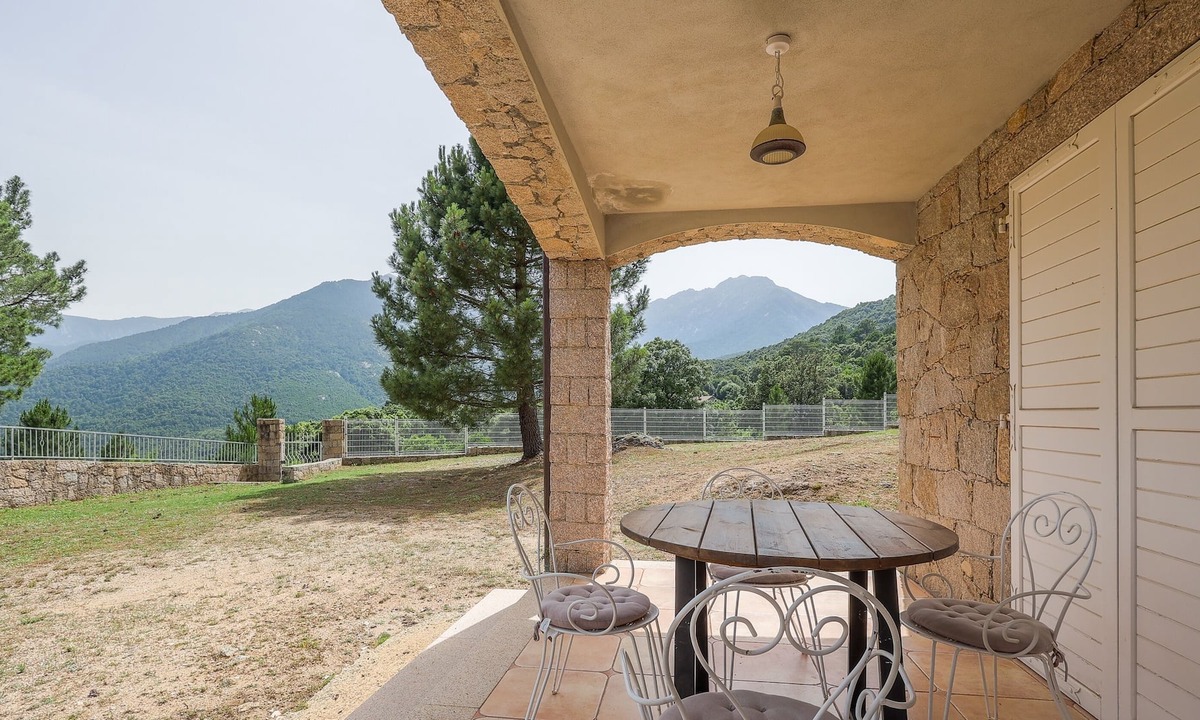 Chisa Apartment | Venaranda - Appt pour 2 avec terrasse