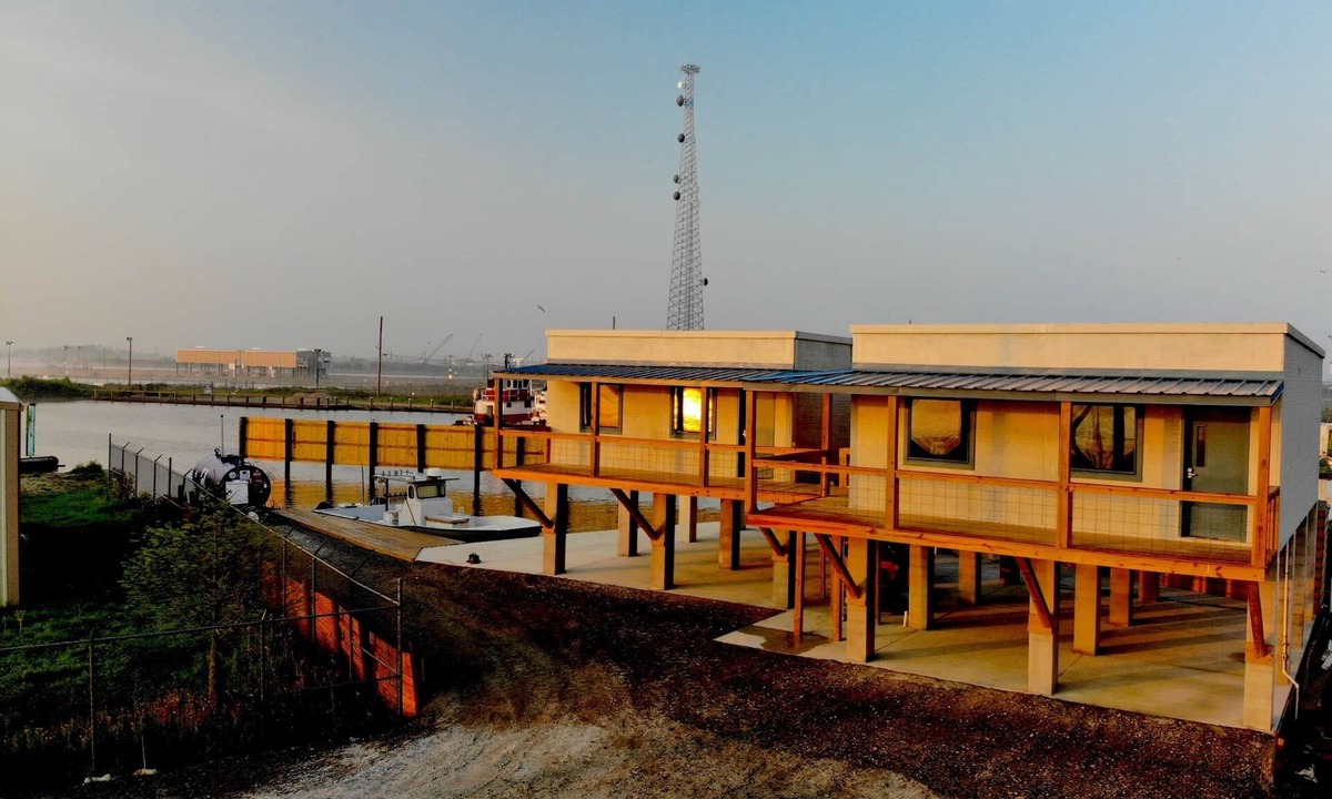 Venice House | Venice Blue Crab Lodge B (Waterfront)