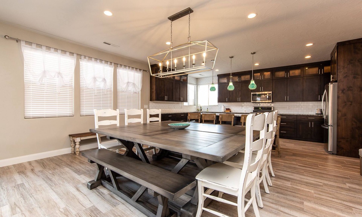 Santa Clara House | Vermillion Oasis: Luxury 6BR/7BA Home near Zion. Private Pool & Resort Amenities