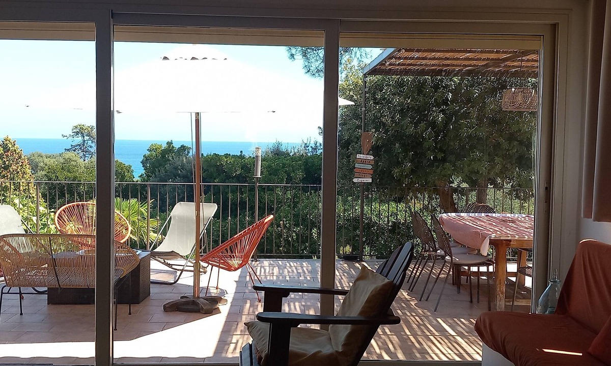 Pinarellu House | VILLA SEA VIEW - 200 M.PLAGE D'OLMUCCIO - 3 MINUTES ON FOOT
