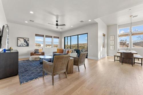 Bloomington Apartment | Villa #02 at Bloomington Country Club
