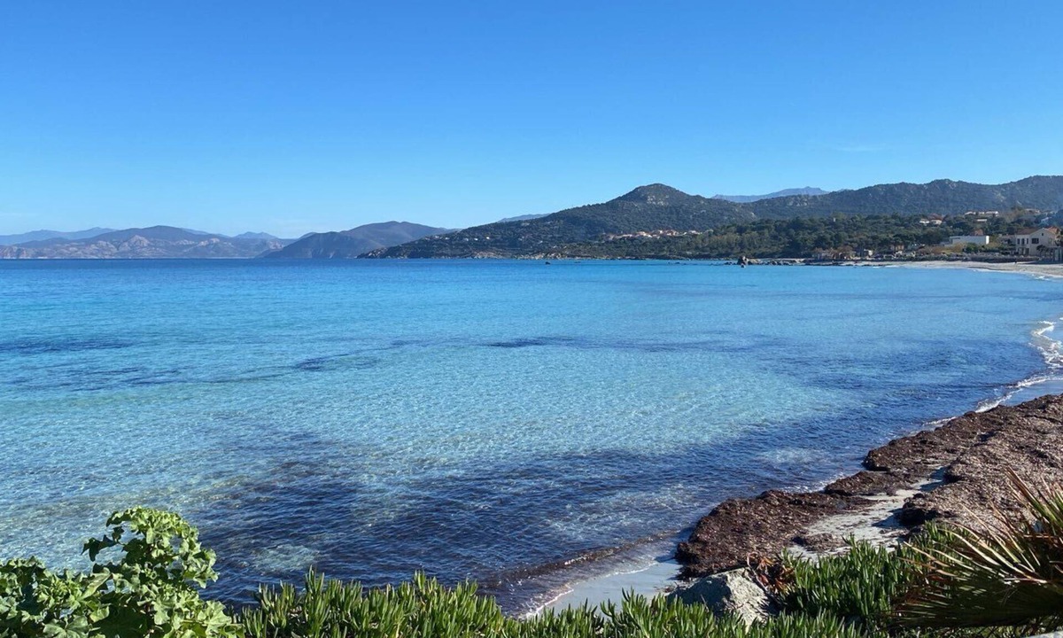 Palasca Villa | Villa 6 Personnes Avec Jacuzzi Pour des Vacances de Rêves à 3 min de la Plage