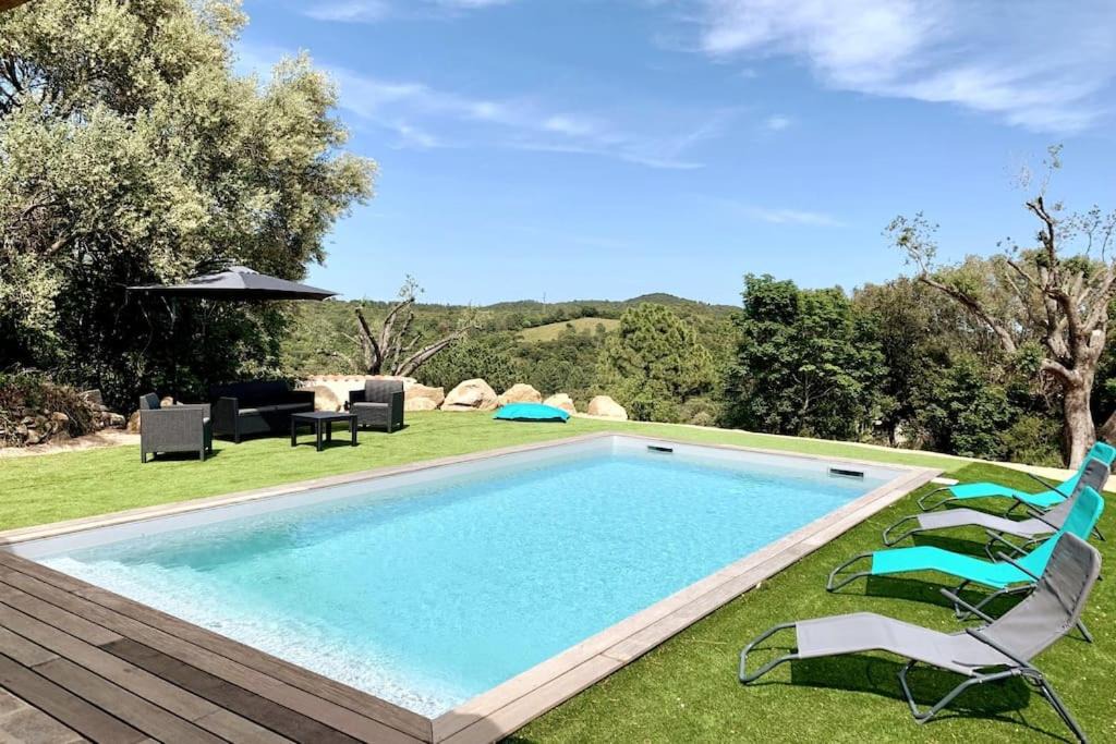 Mucchitone Villa | Villa "A Fica Indiana" avec piscine chauffée, cuisine d'été et jardin privatif
