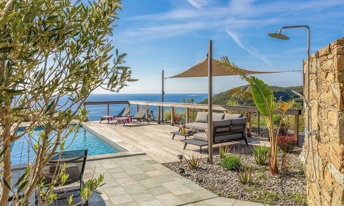 Sisco Villa | Villa A Roccia entre mer et montagne avec piscine privée