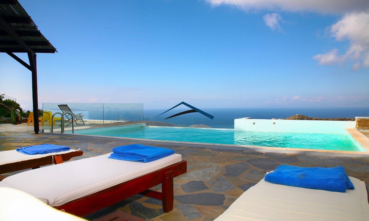 Kea Villa | Villa Ailea with an infinity swimming pool and a great sunset and sea view.