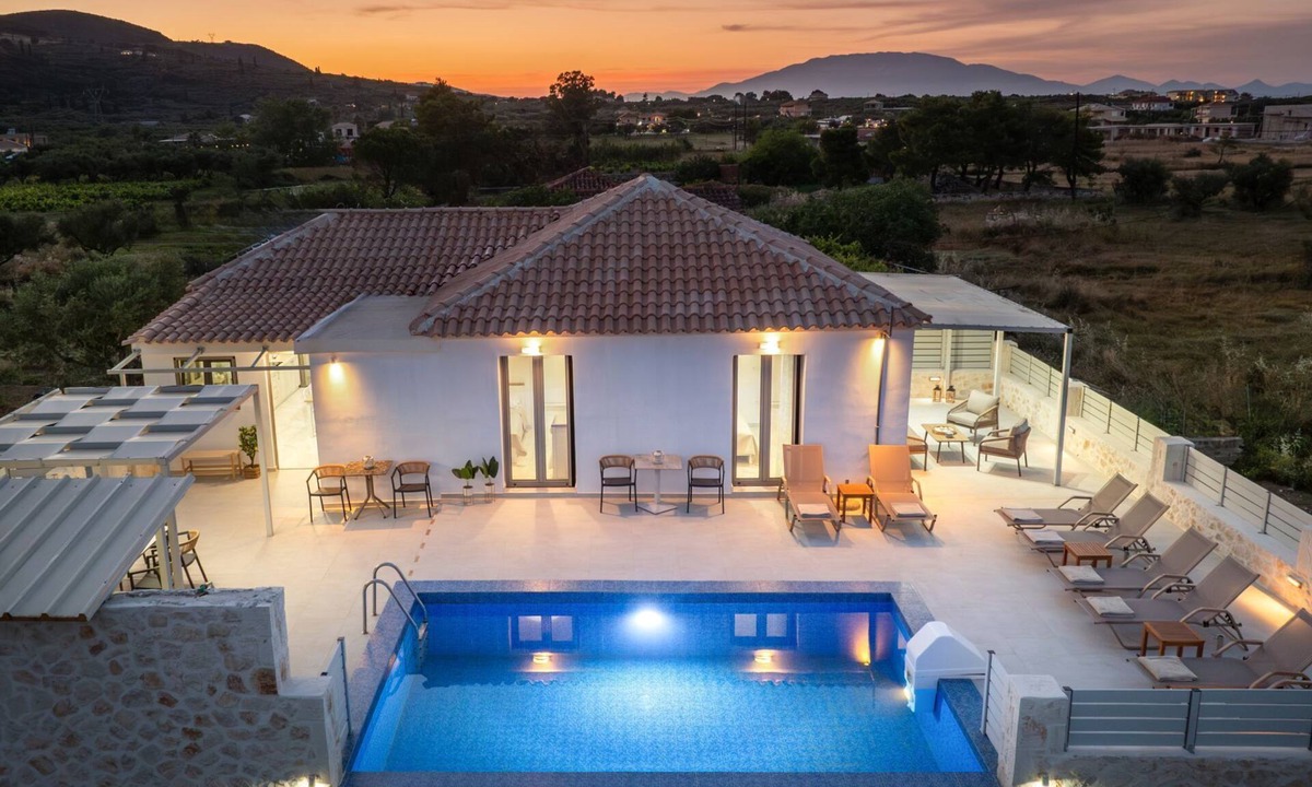 Kalamaki Villa | Villa Amore-4 Bedroom Villa with Private Pool