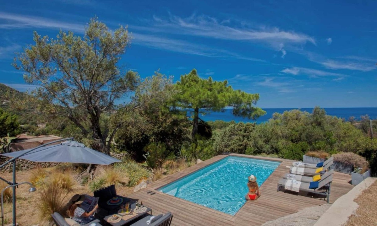 Corbara Villa | Villa Bodri: a villa between sky and sea