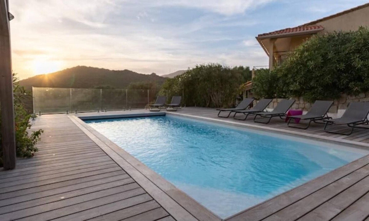Serra-di-Ferro Villa | Villa Corse Piscine Chauffée