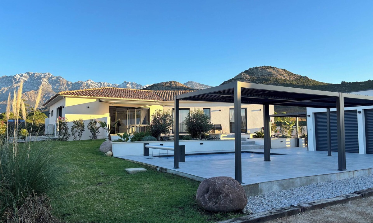 Calenzana Villa | Villa DIMA: Corsica - swimming pool - Clim - barbecue - pétanque