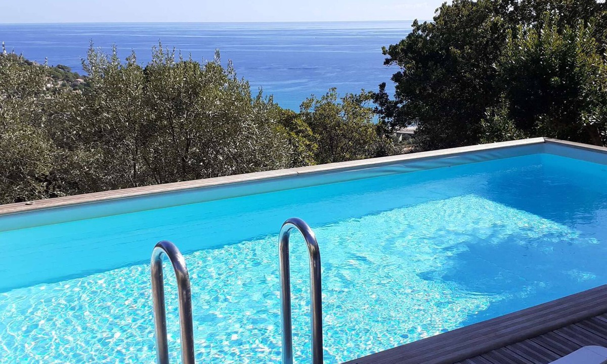 Conca House | VILLA DOMISE - PRIVATE POOL - TARCO- 3*- CLIM-WIFI