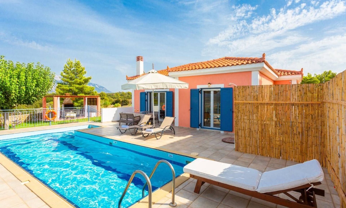 Kokolata Villa | Villa Europe Ena - Two Bedroom Villa, Sleeps 4