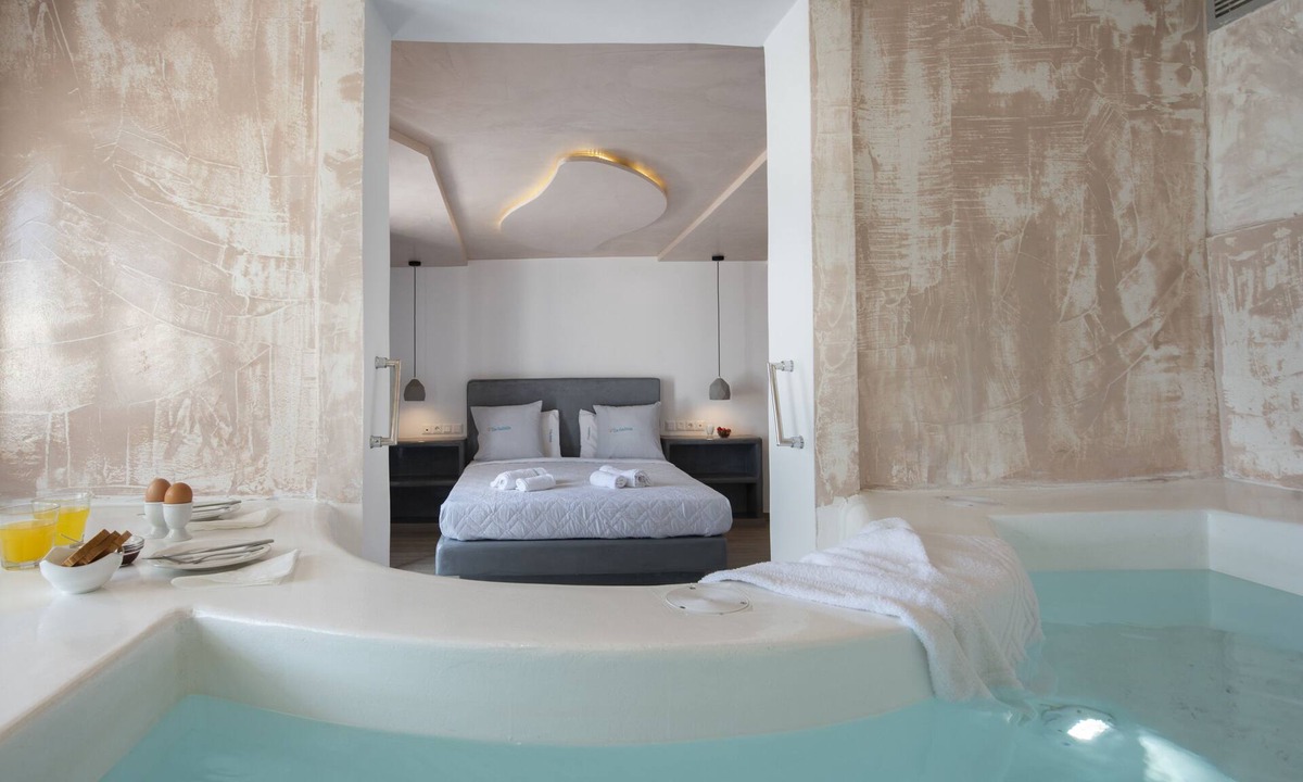 Akrotiri Hotel | Villa Galinia