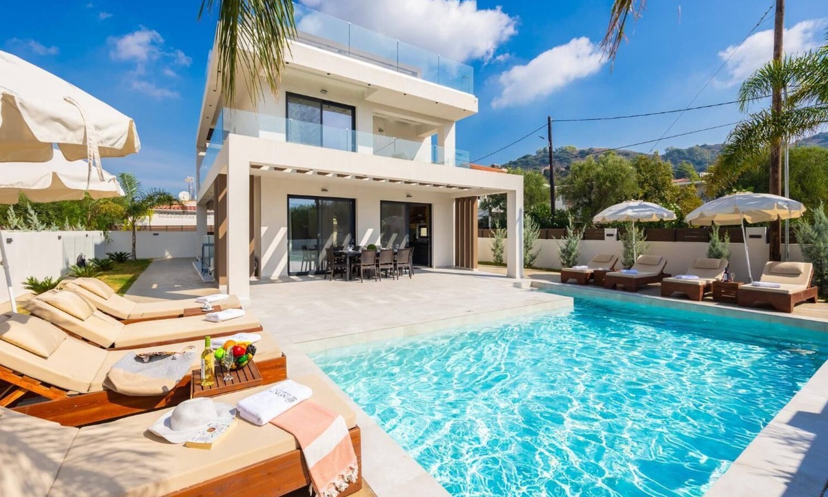Kalamaki Villa | Villa Infinity Ena - Four Bedroom Villa, Sleeps 8