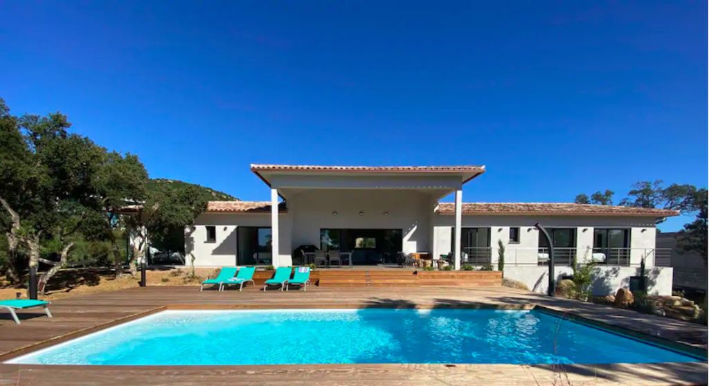 Sainte-Lucie-de-Porto-Vecchio Villa | Villa Isula by Intendance Excellency