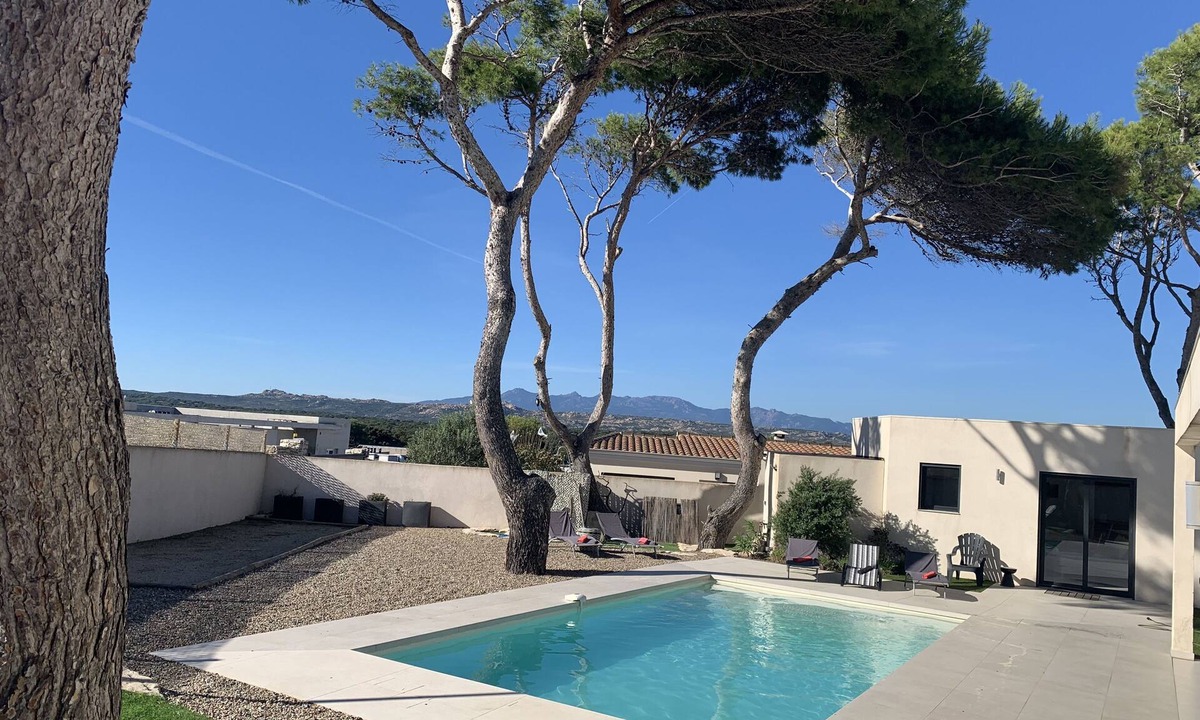 Bonifacio Villa | Villa Laricio friendliness and serenity in Bonifacio