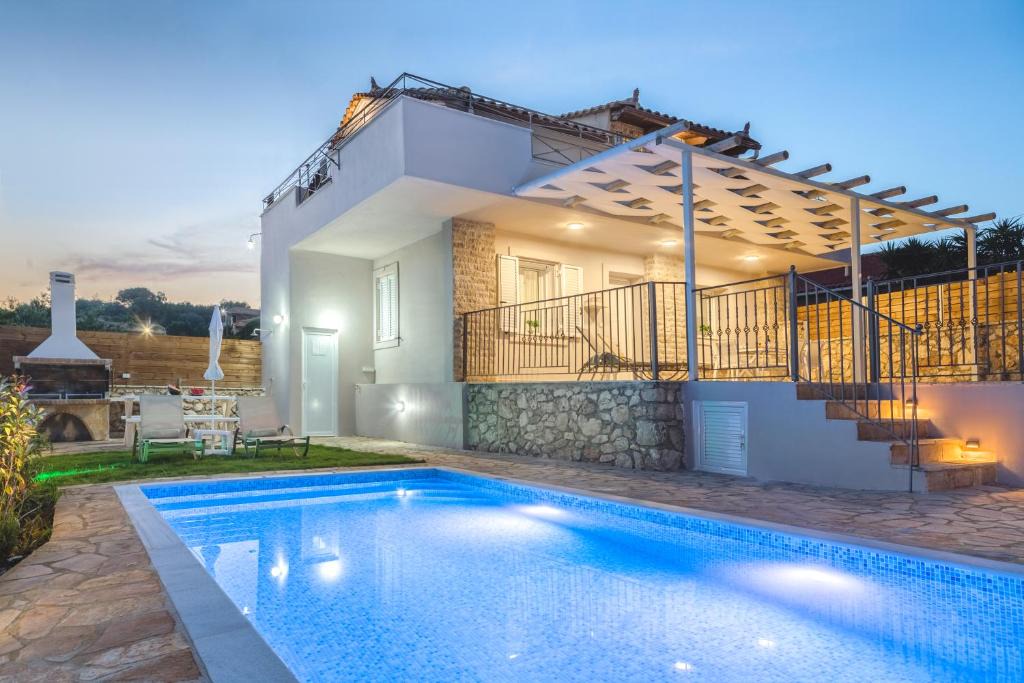 Anafonitria House | Villa Provenza