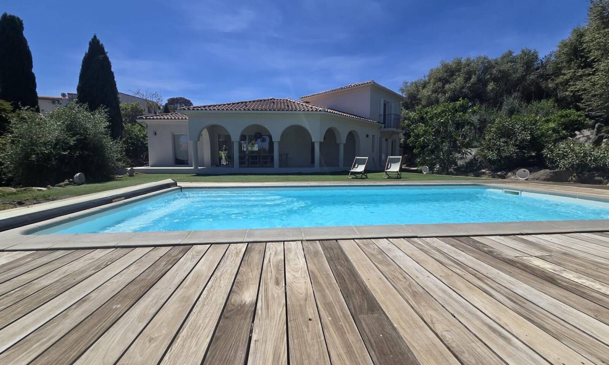 Marine de Saint Ambroggio House | Villa renovated Swimming pool - 4 bdrms -Sant'Ambroggio