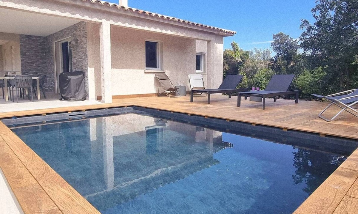 San-Gavino-di-Carbini House | Villa Salute. 4 pers, piscine 10 min plage en voiture