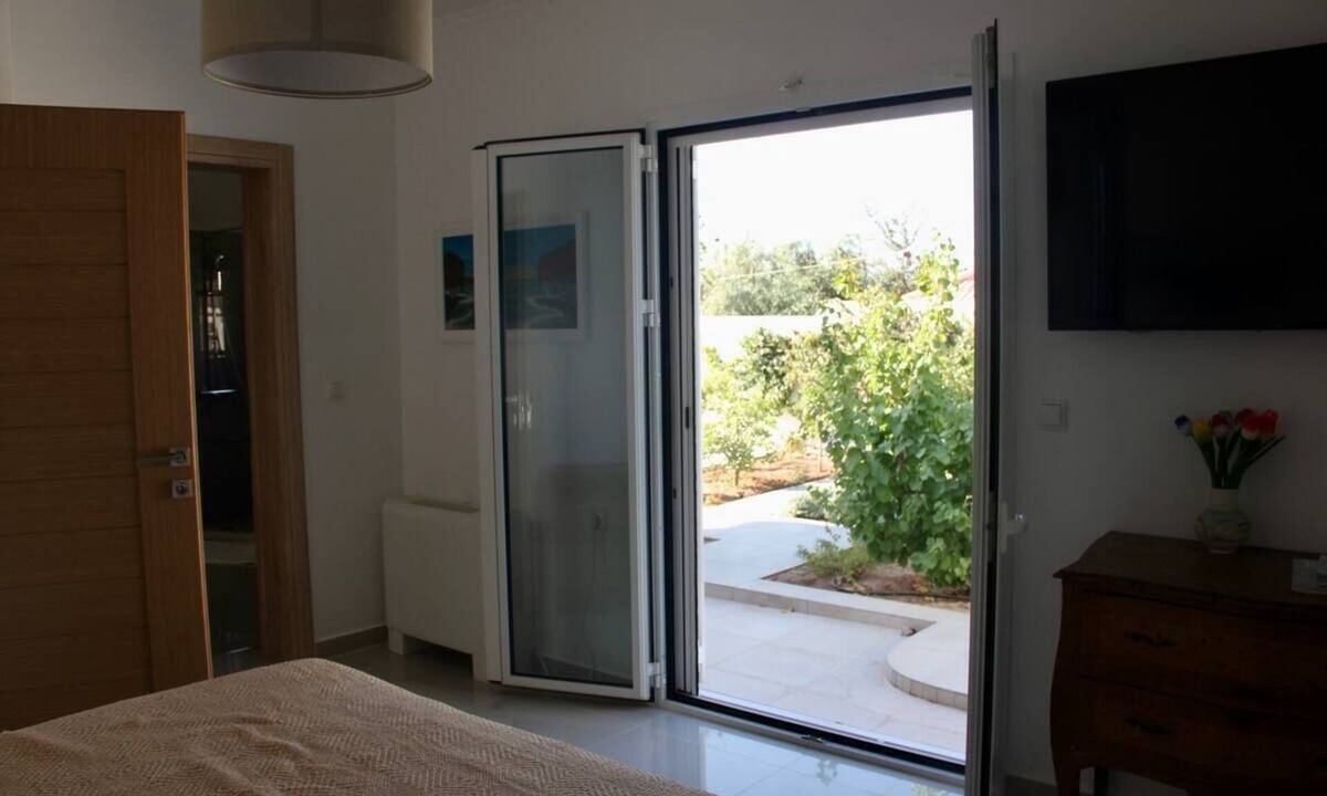 Kropia Villa | VILLA SOPHY villasophy.com