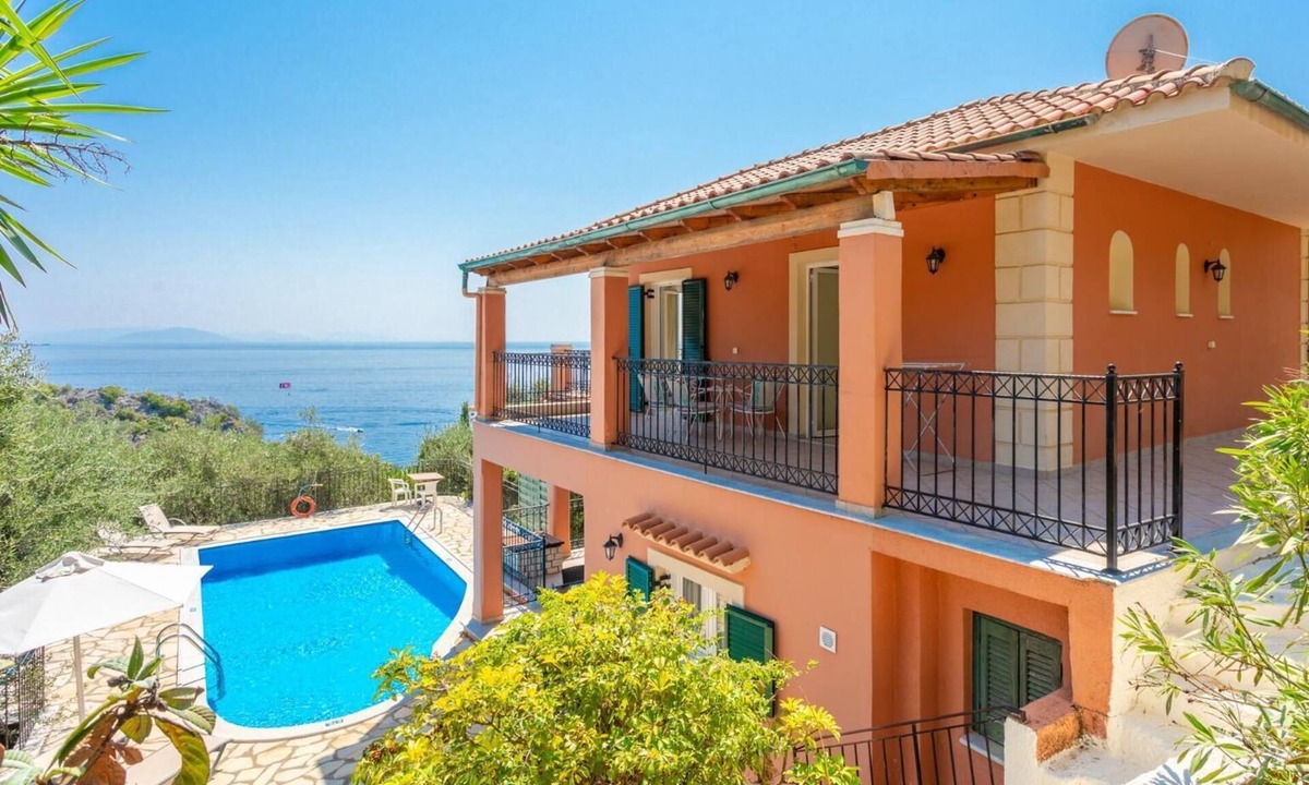 Nisaki Villa | Villa Vasillis - Three Bedroom Villa, Sleeps 6