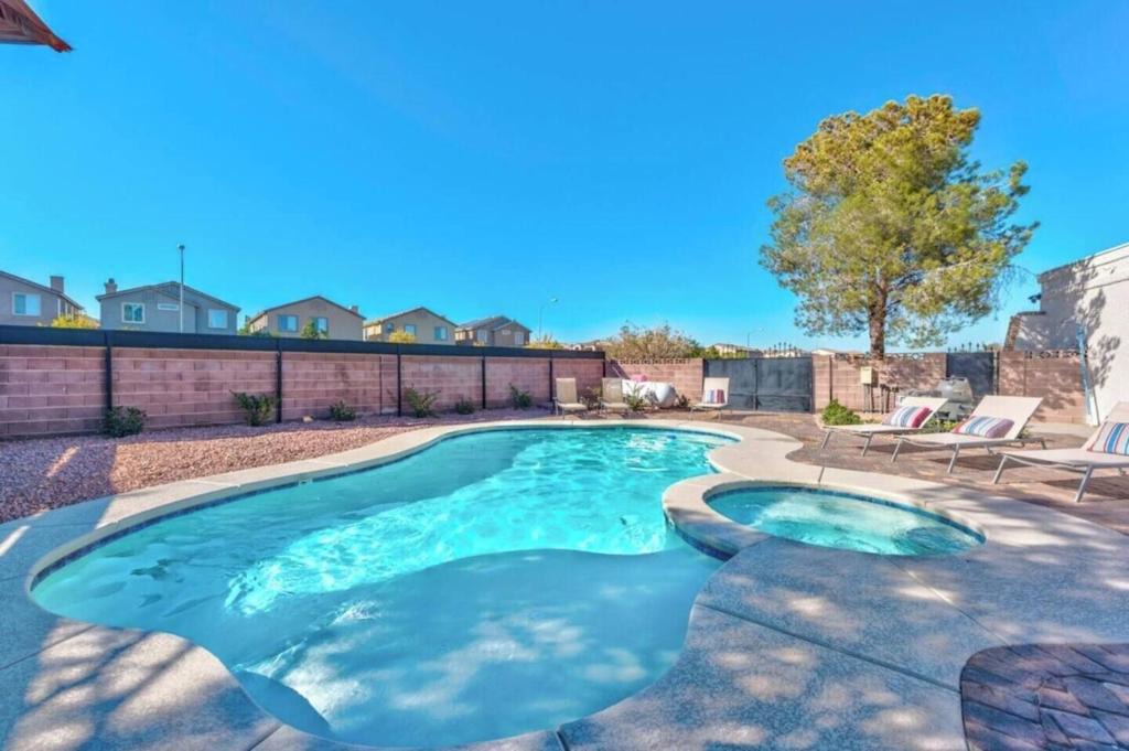 Enterprise Villa | Villa White Dove - Sleeps 16 - Pool, Spa & Games
