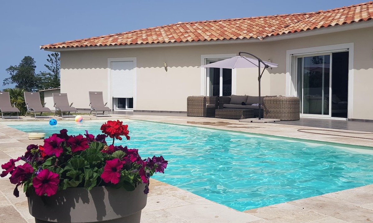 Ventiseri Villa | Villa with pool near the sea
