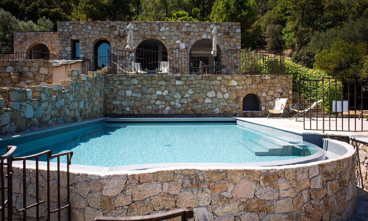 Marine de Davia Villa | Villa with private heated pool, sea view 7min walk from the beach