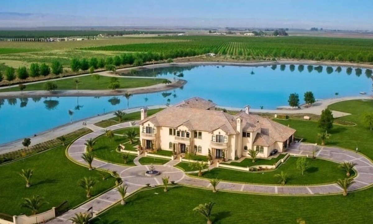 Pumpkin Center House | Vista Del Lago: Lake, Pool, Spa and more!