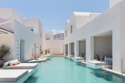 Kamari Hotel | Viva Nove Suites