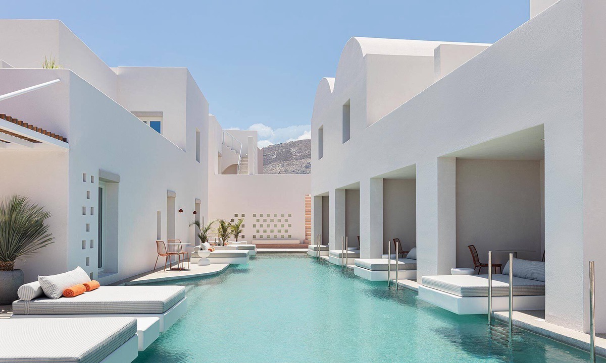 Kamari Hotel | Viva Nove Suites