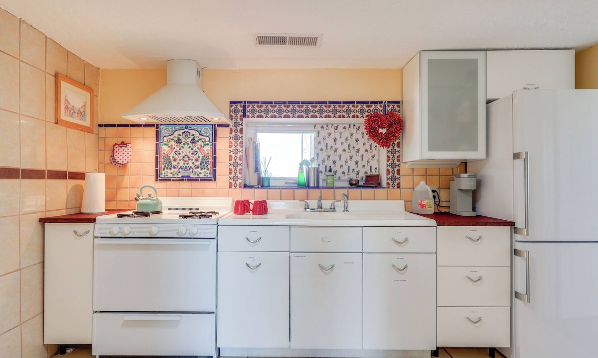 Las Cruces House | Walk Downtown: Authentic Adobe Home in Las Cruces!