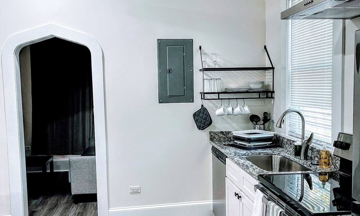 Durham Apartment | Walk to Duke Campus! 1 Bedroom in Trinity Park!