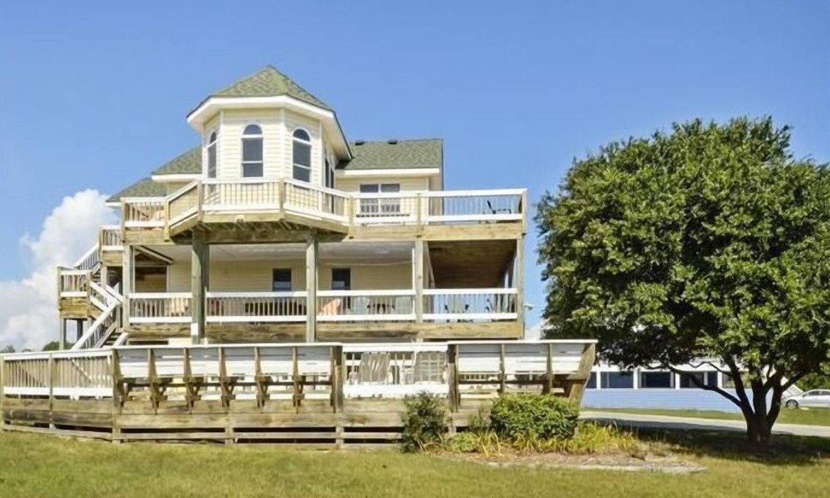 Whalehead Beach House | Walk to the beach, Hot Tub, Rec room, private pool !