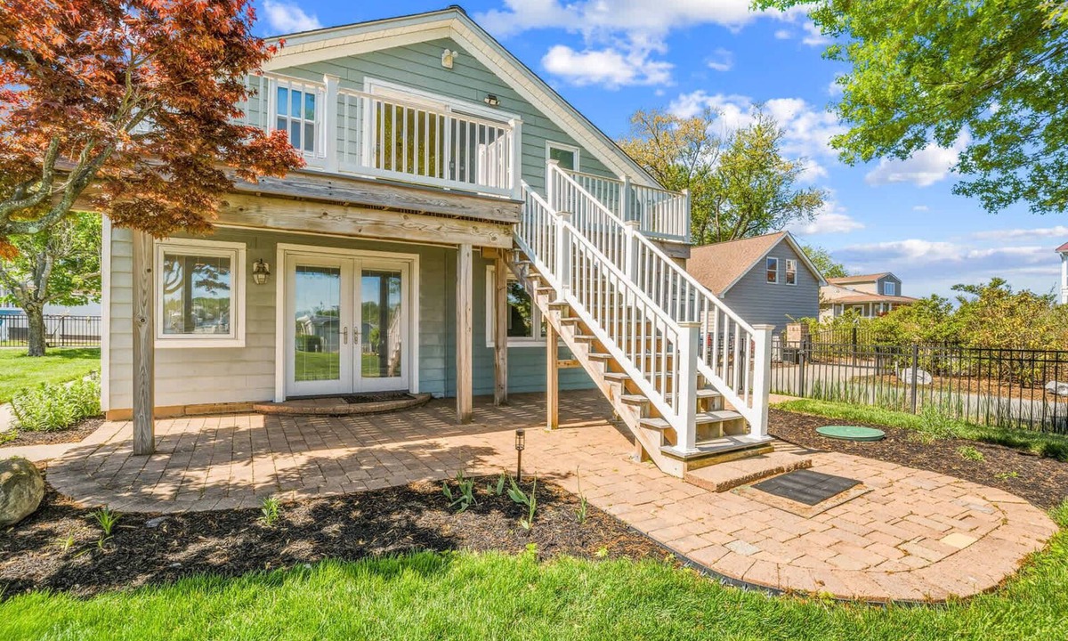 Edgewater House | Waterfront 1BR Private Dock & 15 Min Annapolis