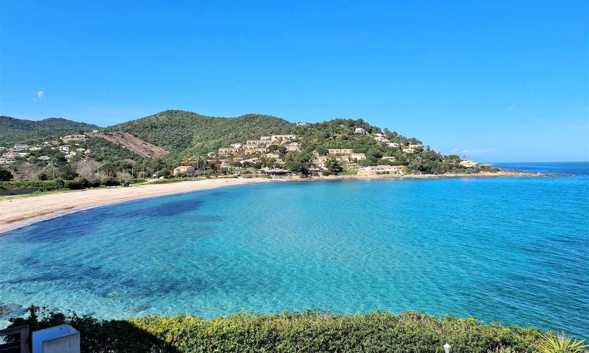 Conca Apartment | Waterfront apartment sleeps 3